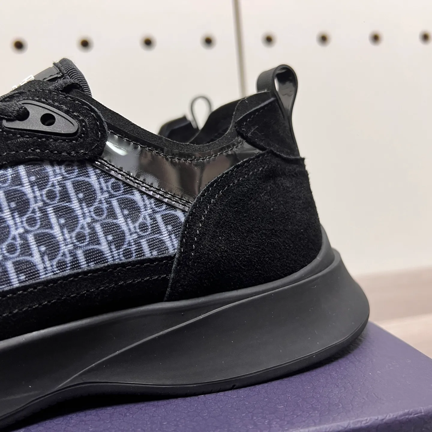Men's Men's Shoes 💰: 380💰《Dior》The latest and most popular casual shoes, top brand [seduce] luxury~purchase, top~quality. [Strong] The upper is made of imported breathable cowhide with material ➕ breathable sheepskin feet (•) and fine workmanship. Original stylish and stylish soft rubber wear-resistant foreskin outsole, light and comfortable on the foot, size: 38-44, (customized 45, 46), four colors available